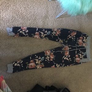 Rose sweat pants